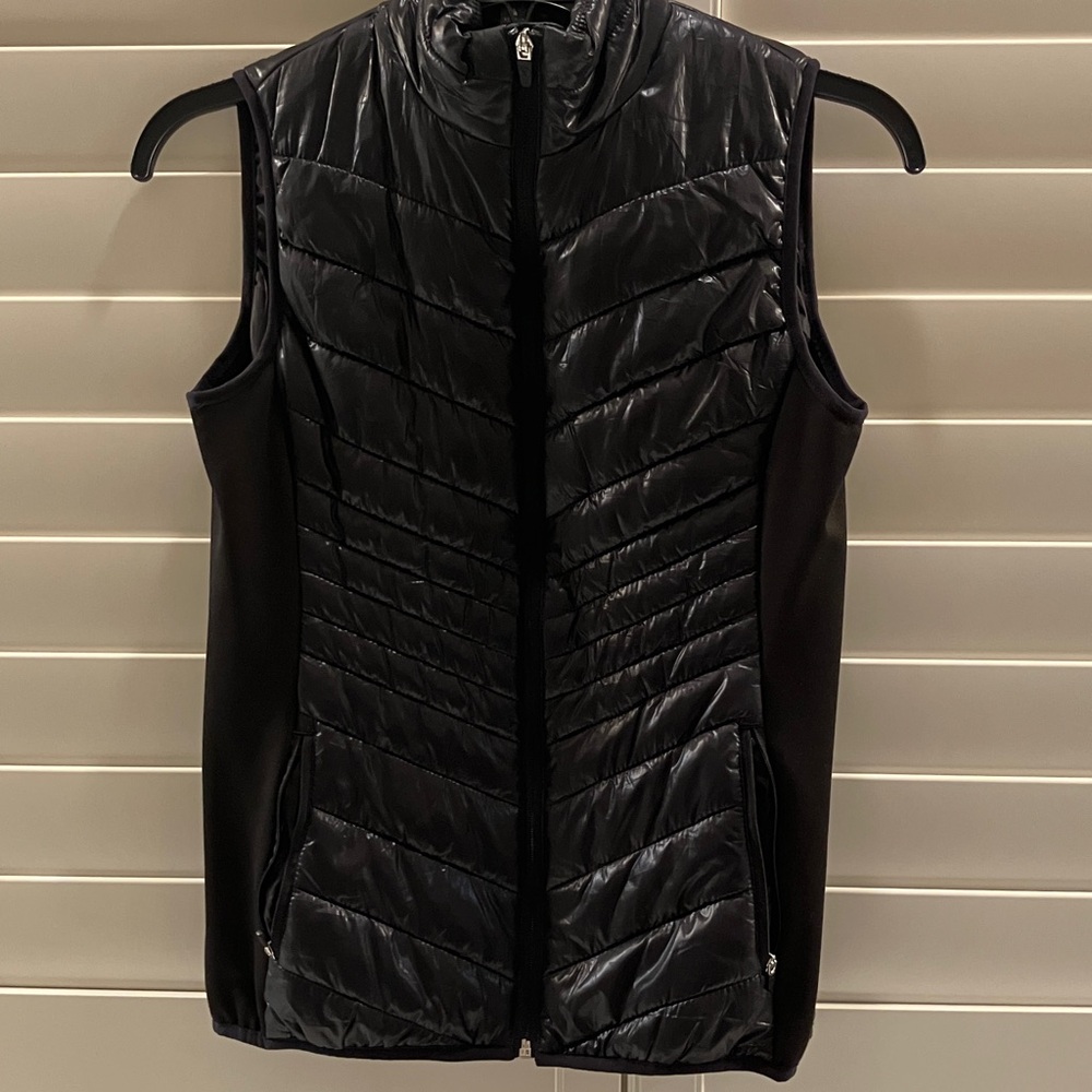 Xersion Women's Shiny Black Puffer Vest